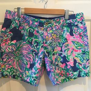 Lilly Pulitzer size 12 Jayne shorts.